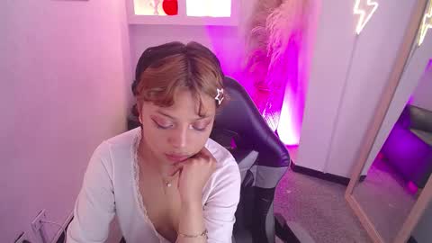 Snapshot of melody701583as chatting on 13, 2, 2026 melody701583as online show from 13, 2, 2026