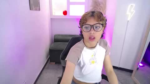 Snapshot of melody701583as chatting on 19, 2, 2026 melody701583as online show from 19, 2, 2026