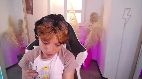 Snapshot of melody701583as chatting on 16, 3, 2026 melody701583as online show from 16, 3, 2026