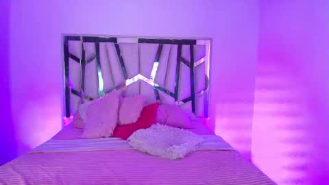    online show from 24, 11, 2025