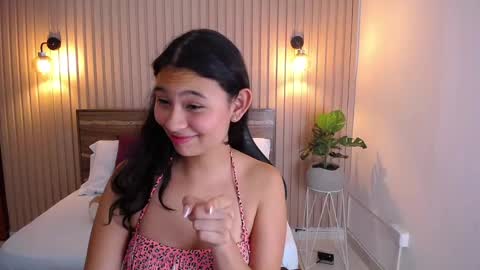 Snapshot of melody_flowers chatting on 11, 12, 2024 Melody online show from 11, 12, 2024