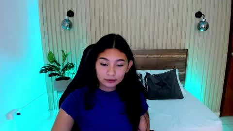 Snapshot of melody_flowers chatting on 28, 12, 2024 Melody online show from 28, 12, 2024