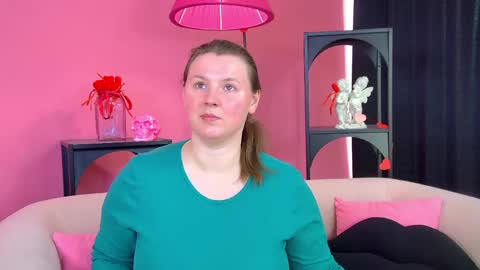 Snapshot of melodymoores chatting on 11, 5, 2026 Melody online show from 11, 5, 2026