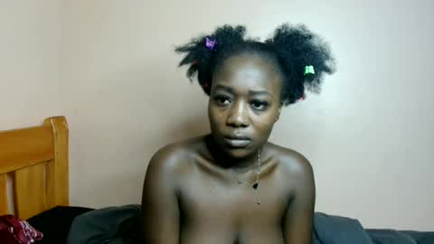Snapshot of melrose_nadia chatting on 18, 6, 2026 mel online show from 18, 6, 2026