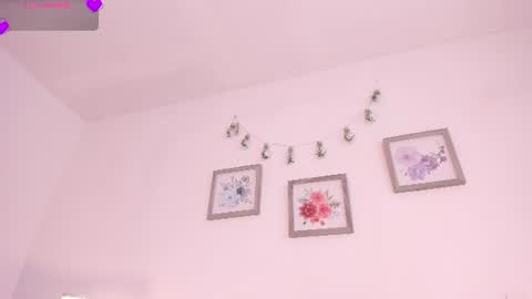 Snapshot of mely_rosee chatting on 30, 6, 2026 online show from 30, 6, 2026