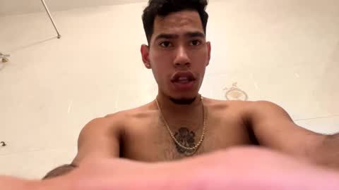 memolesta13 online show from 6, 1, 2025