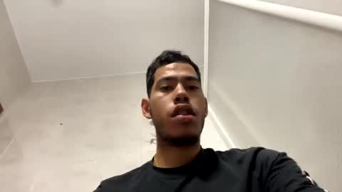 memolesta13 online show from 2, 3, 2025