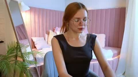 memymee_ online show from 25, 6, 2026