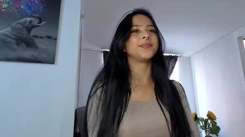 Snapshot of mencia_sharmaa chatting on 11, 10, 2025 Menca of your love online show from 11, 10, 2025