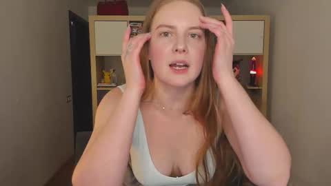 Flora  Next stream November 17th at 6  GMT online show from 19, 11, 2025