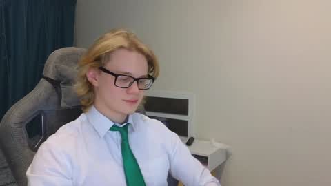 Mickey online show from 30, 1, 2025