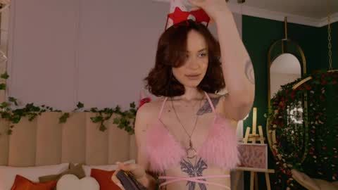Snapshot of meow_nancy chatting on 14, 5, 2026 Heeyyooo Im Nans Subscribe to me I will be glad online show from 14, 5, 2026