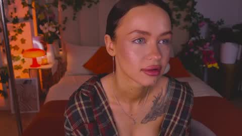 Snapshot of meow_nancy chatting on 21, 7, 2026 Heeyyooo Im Nans Subscribe to me I will be glad online show from 21, 7, 2026