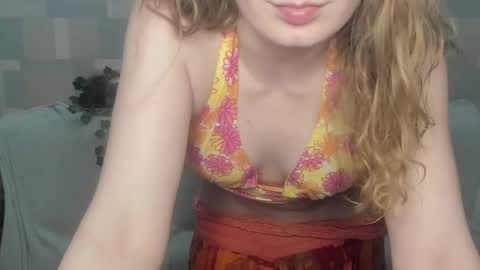 Snapshot of meowcr chatting on 13, 5, 2026 meowcr online show from 13, 5, 2026