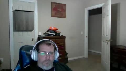 Snapshot of mercer1977 chatting on 1, 5, 2026 mercer1977 online show from 1, 5, 2026