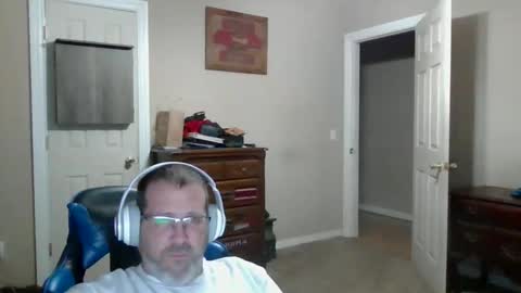 Snapshot of mercer1977 chatting on 19, 5, 2026 mercer1977 online show from 19, 5, 2026