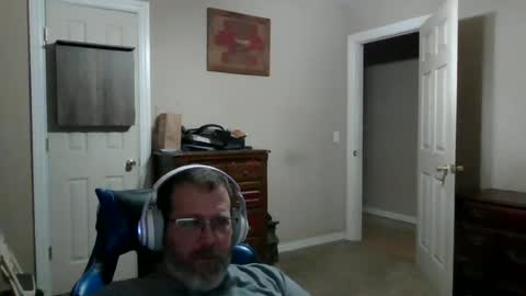 Snapshot of mercer1977 chatting on 15, 6, 2026 mercer1977 online show from 15, 6, 2026