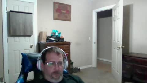 Snapshot of mercer1977 chatting on 3, 7, 2026 mercer1977 online show from 3, 7, 2026