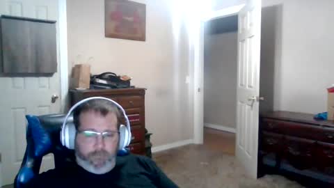 Snapshot of mercer1977 chatting on 7, 8, 2026 mercer1977 online show from 7, 8, 2026