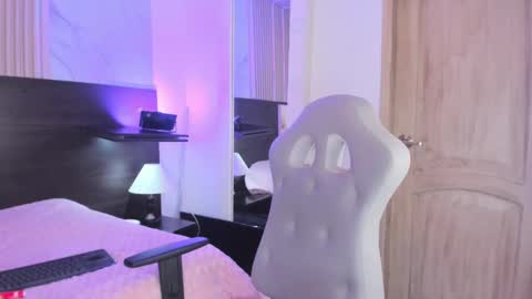 meredith_spencer online show from 24, 1, 2025