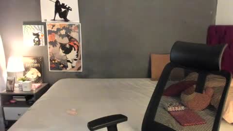 Snapshot of meridaxbrave_ chatting on 26, 7, 2026 laura 3 i am independent model online show from 26, 7, 2026