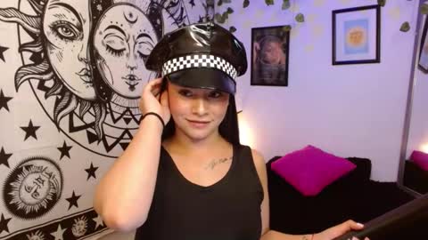 Merilyn  online show from 27, 10, 2025