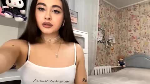 Enni online show from 5, 12, 2025