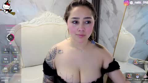 Snapshot of merloth_sub chatting on 2, 10, 2025 Merloth online show from 2, 10, 2025