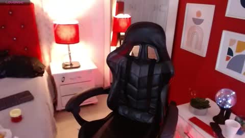 merly online show from 11, 11, 2025