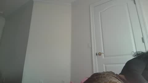 mermaidonland25 online show from 9, 2, 2026