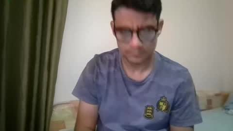 Snapshot of mersao chatting on 30, 10, 2025 Nerd Latino online show from 30, 10, 2025