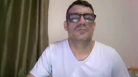 Snapshot of mersao chatting on 4, 11, 2025 Nerd Latino online show from 4, 11, 2025