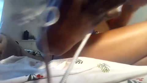 Alexismerton online show from 4, 2, 2025