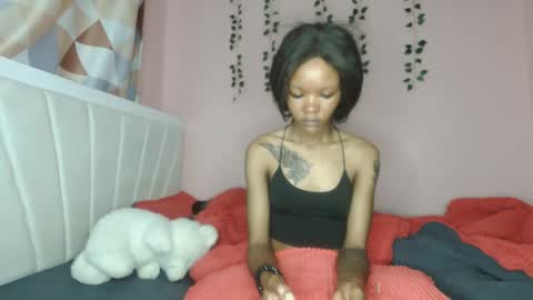 meggy and bree online show from 14, 4, 2026