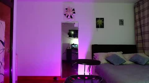 Mor online show from 8, 2, 2025