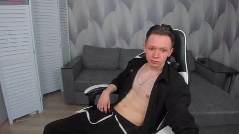 Snapshot of meverik_oushen chatting on 5, 4, 2026 MEVERIK OUSHEN online show from 5, 4, 2026