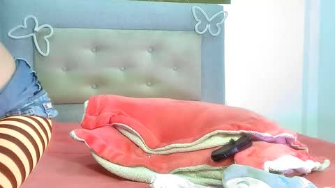 Snapshot of mew_alix chatting on 9, 2, 2026 mew_alix online show from 9, 2, 2026