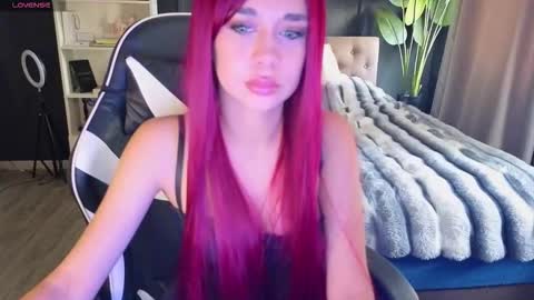 vollmond online show from 7, 10, 2025