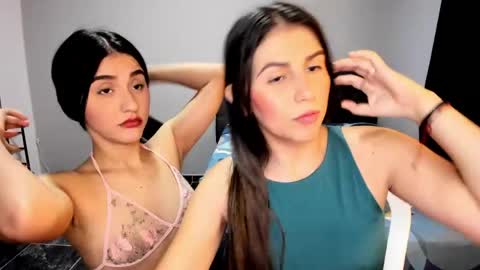 mia_18nice online show from 15, 4, 2026