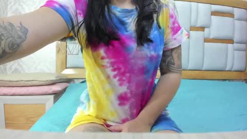 Snapshot of mia__megan chatting on 13, 2, 2025 mia__megan online show from 13, 2, 2025