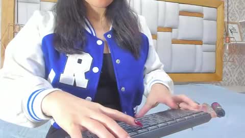 Snapshot of mia__megan chatting on 21, 2, 2025 mia__megan online show from 21, 2, 2025