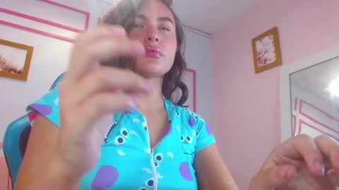 Snapshot of mia_adams_a_ chatting on 21, 2, 2025 Mia online show from 21, 2, 2025