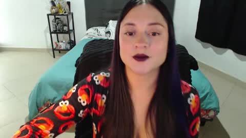 Snapshot of mia_adams_red chatting on 2, 12, 2024 mia online show from 2, 12, 2024