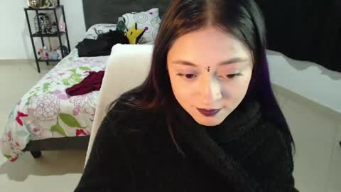 Snapshot of mia_adams_red chatting on 5, 12, 2024 mia online show from 5, 12, 2024