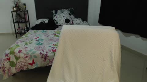 Snapshot of mia_adams_red chatting on 6, 12, 2024 mia online show from 6, 12, 2024