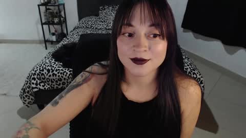 Snapshot of mia_adams_red chatting on 28, 12, 2024 mia online show from 28, 12, 2024