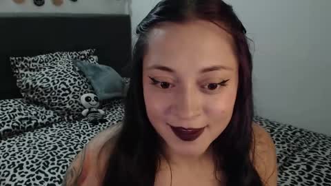Snapshot of mia_adams_red chatting on 16, 1, 2025 mia online show from 16, 1, 2025