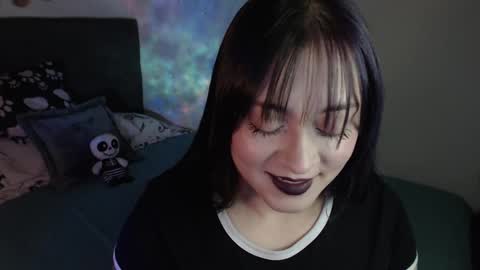 Snapshot of mia_adams_red chatting on 18, 1, 2025 mia online show from 18, 1, 2025