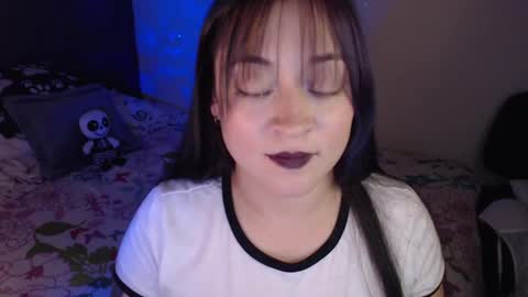 Snapshot of mia_adams_red chatting on 21, 1, 2025 mia online show from 21, 1, 2025