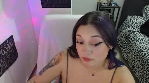 Snapshot of mia_adams_red chatting on 26, 2, 2025 mia online show from 26, 2, 2025
